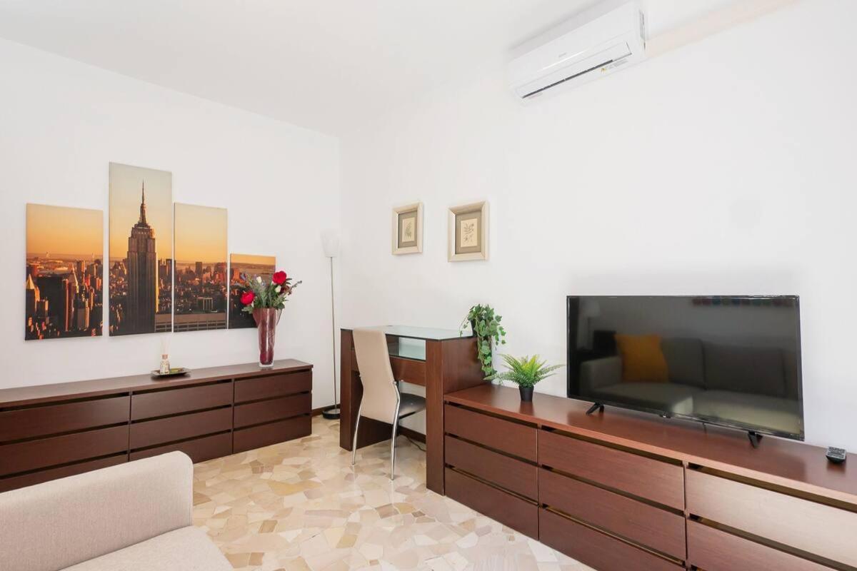 Ihost Apartment - Veneziano 8 Milan Exterior photo
